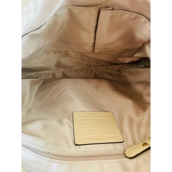 Vintage Coach Sand Hampton slim hobo pebble leather shoulder bag Serial 10210 - Picture 9 of 10